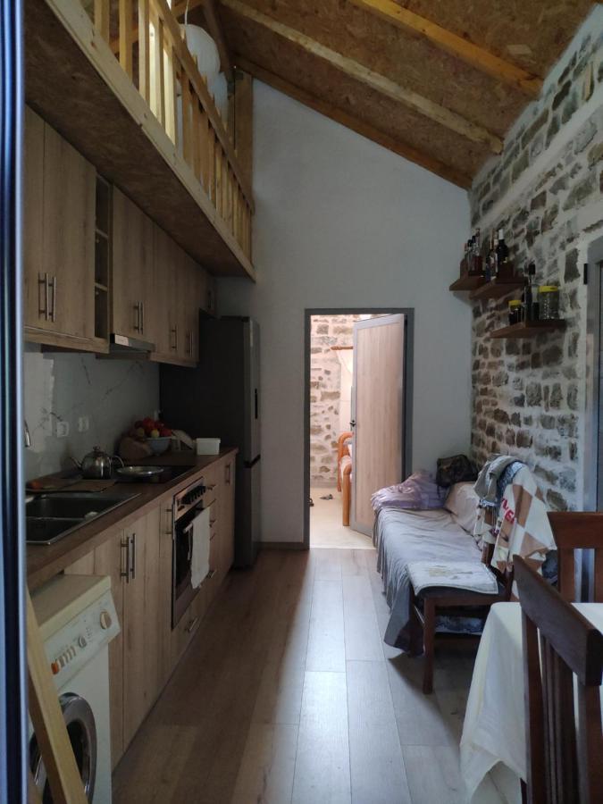Вилла Stone House Kelcyre Экстерьер фото