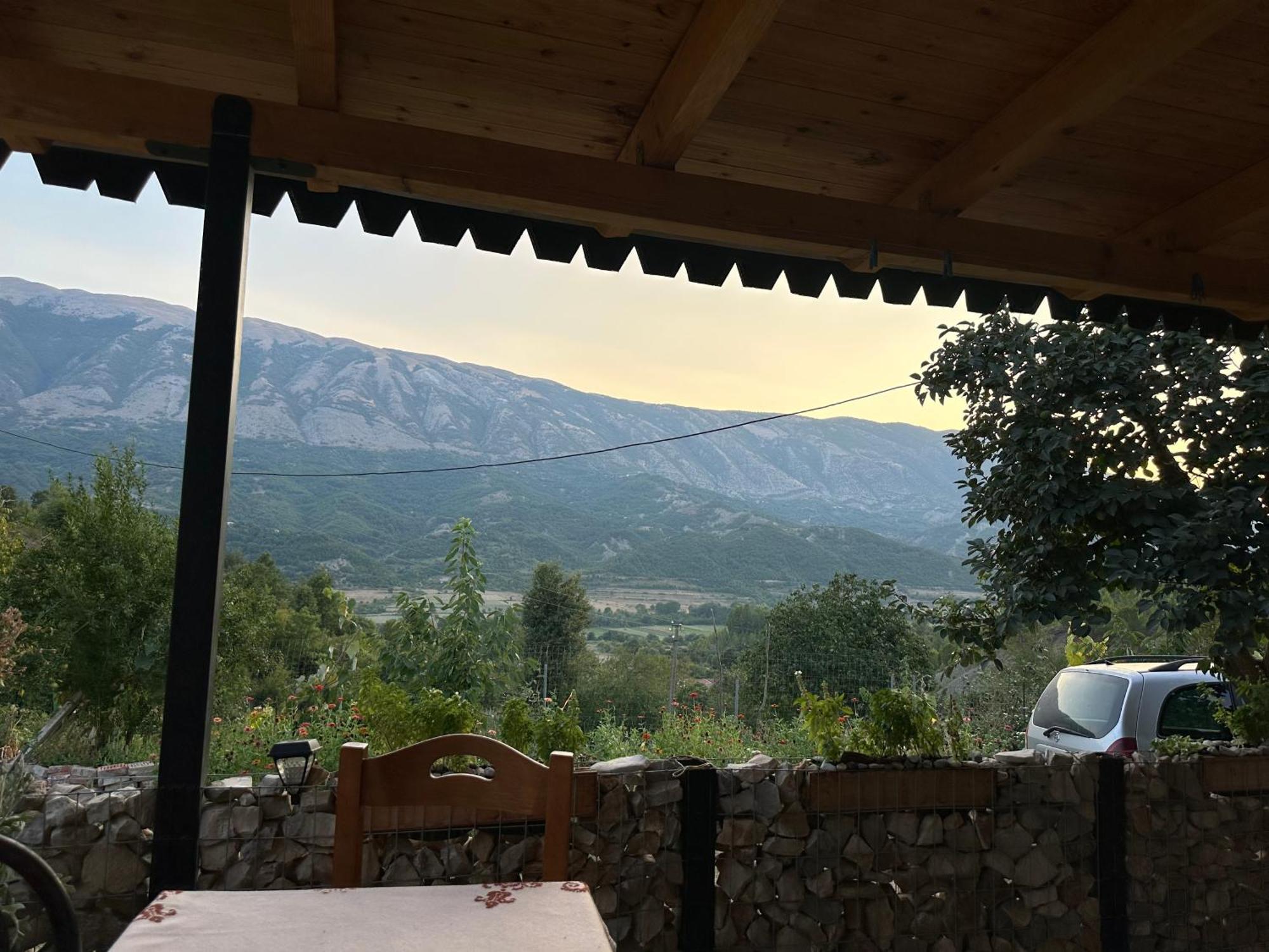 Вилла Stone House Kelcyre Экстерьер фото